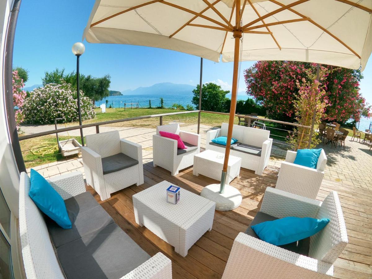 Sivinos Camping Boutique مانربا ديل جاردا المظهر الخارجي الصورة