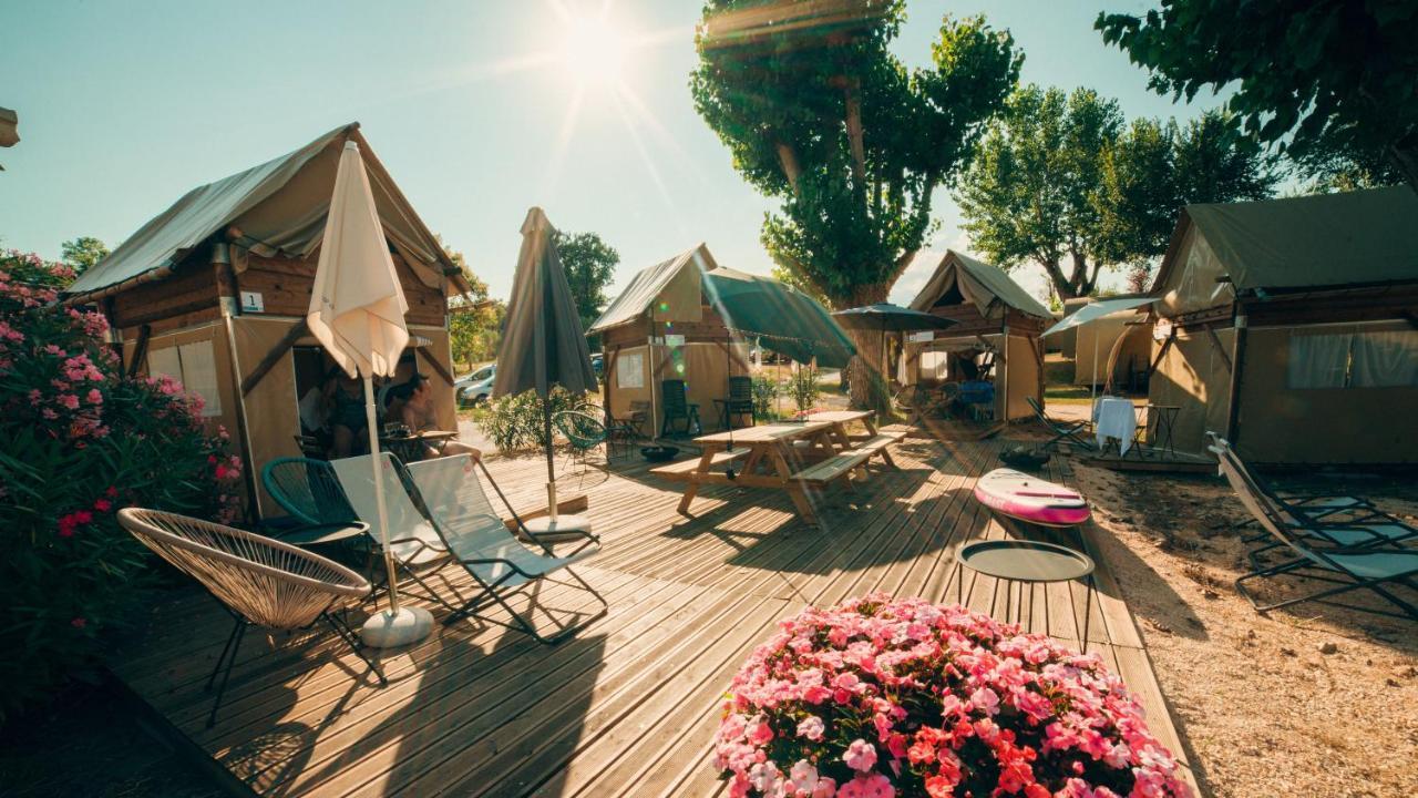 Sivinos Camping Boutique مانربا ديل جاردا المظهر الخارجي الصورة
