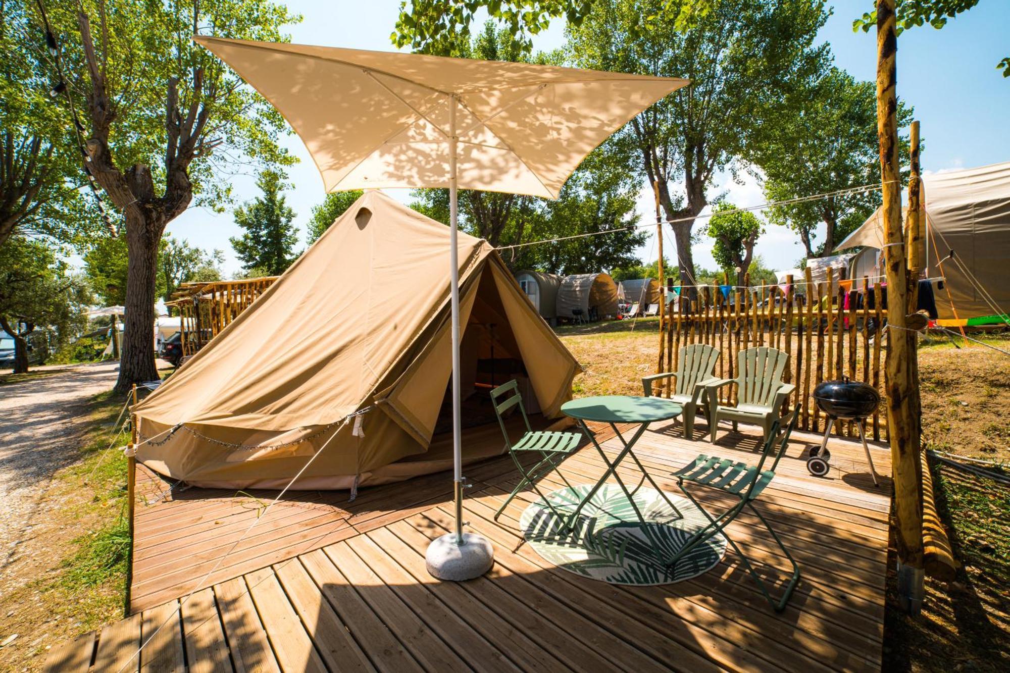 Sivinos Camping Boutique مانربا ديل جاردا الغرفة الصورة