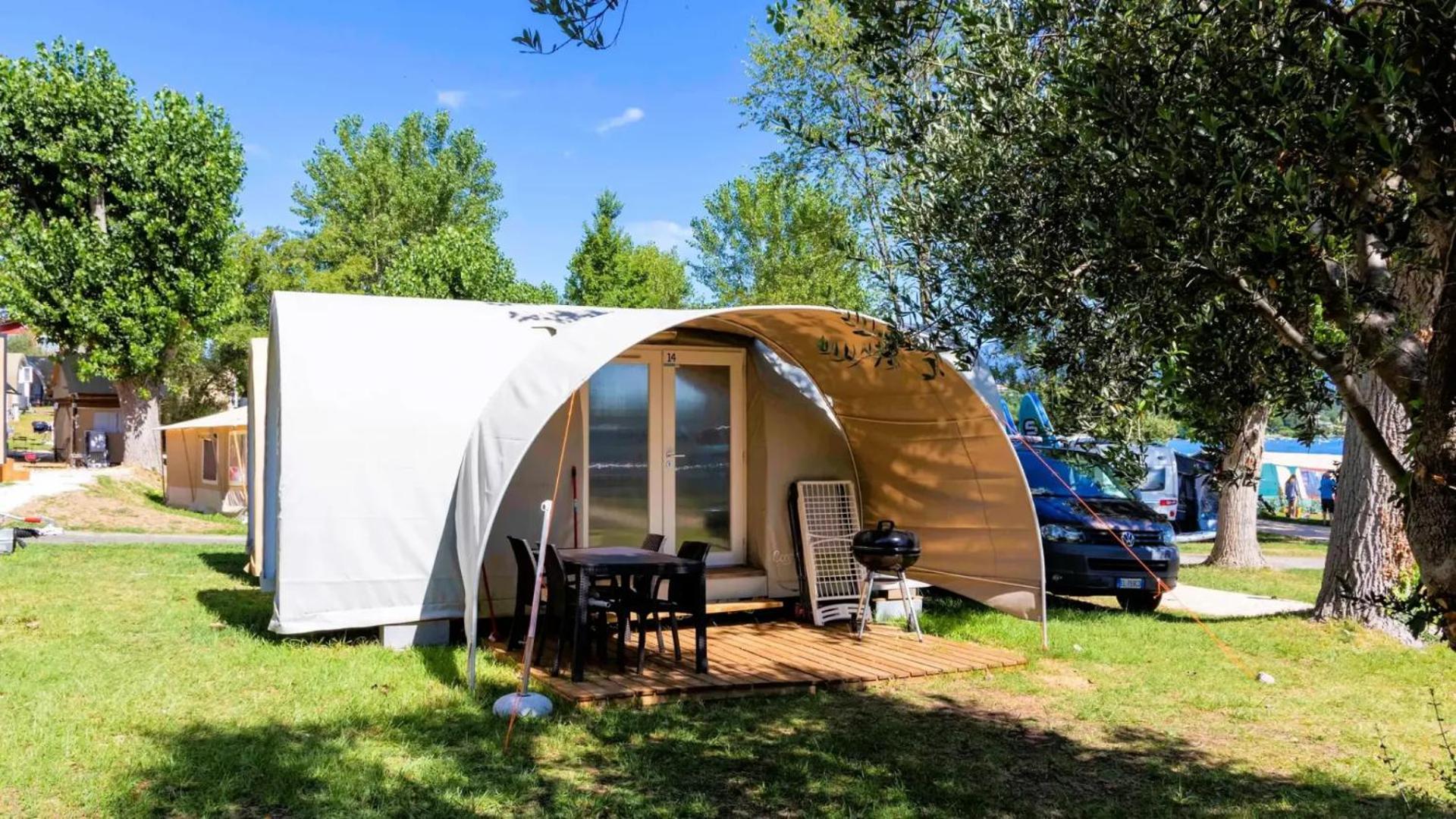 Sivinos Camping Boutique مانربا ديل جاردا المظهر الخارجي الصورة