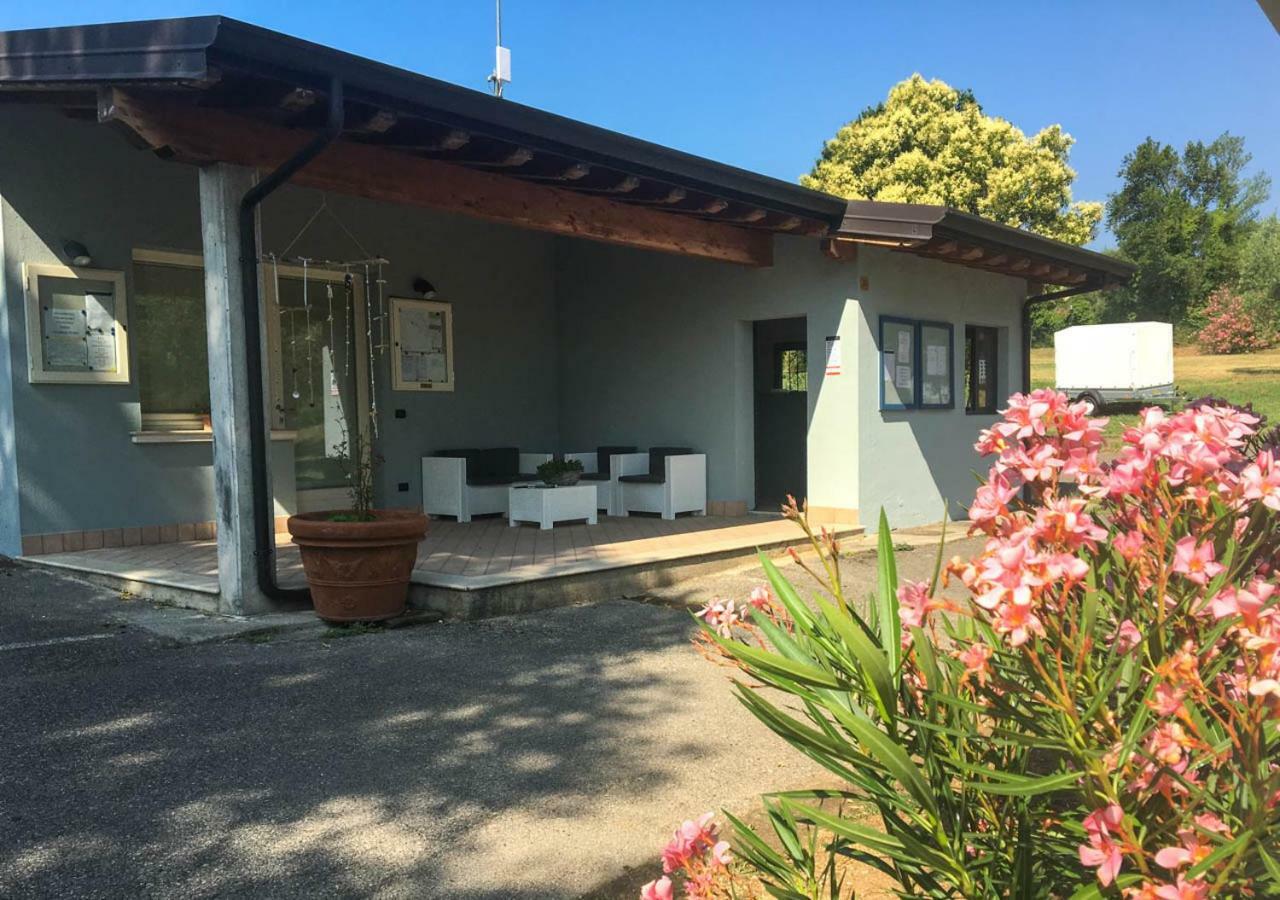 Sivinos Camping Boutique مانربا ديل جاردا المظهر الخارجي الصورة