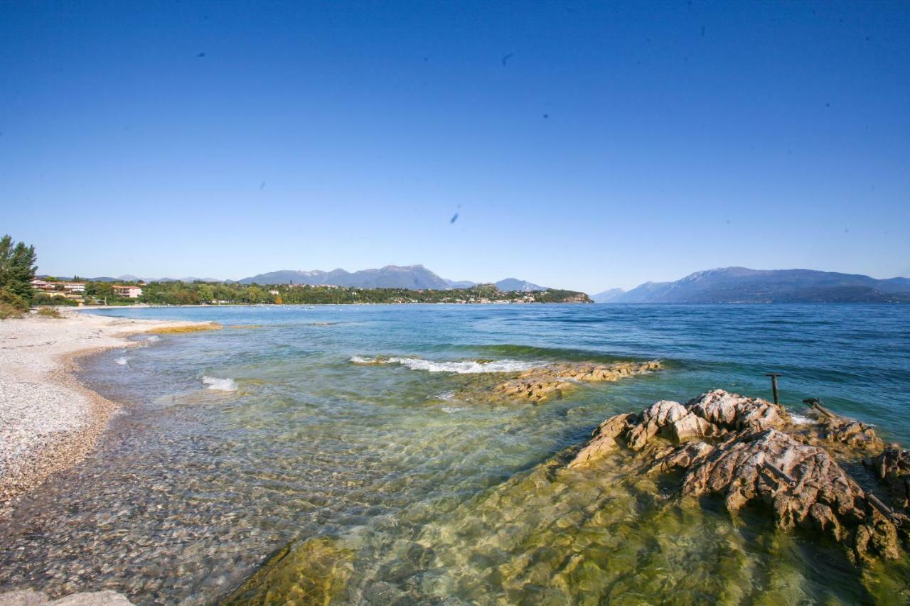 Sivinos Camping Boutique مانربا ديل جاردا المظهر الخارجي الصورة